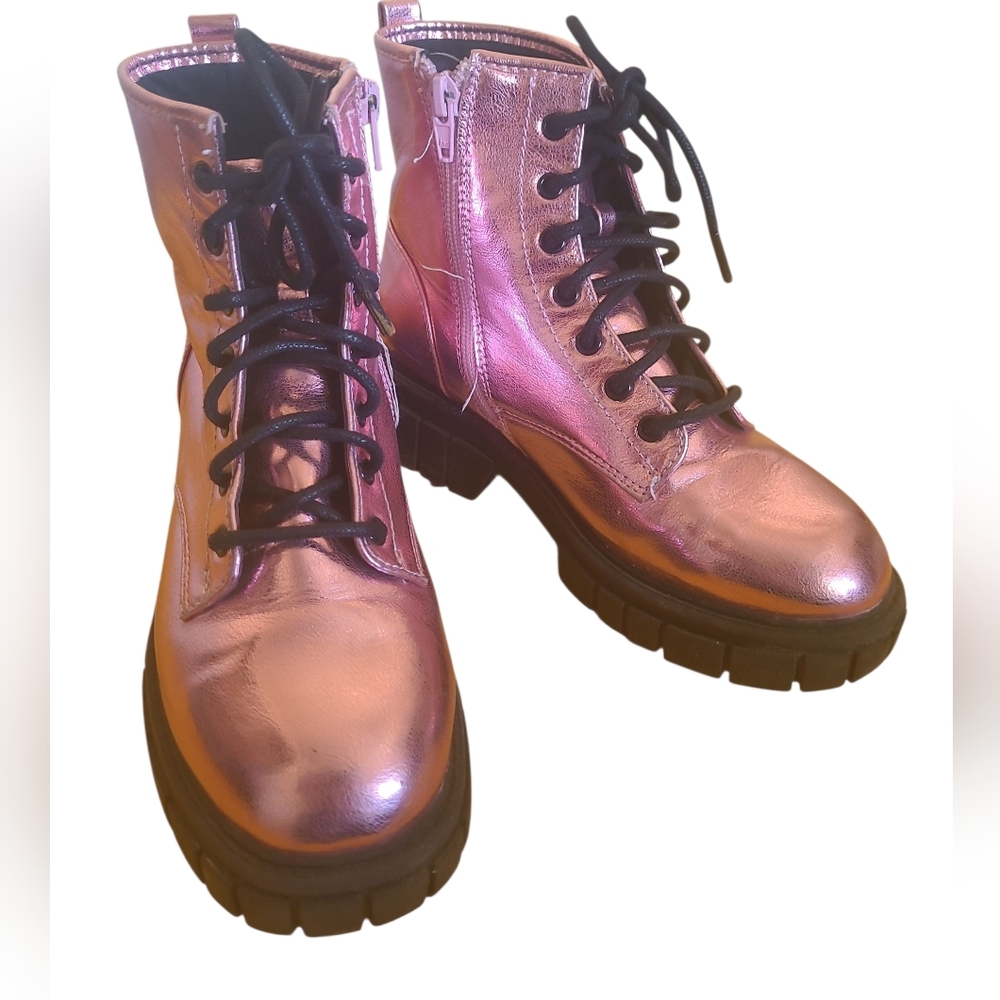 Madden NYC Metallic Pink Lug Bottom Combat Boot Little Girl Size 3